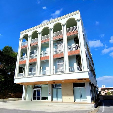 Villa Blu Okinawa Chatan 2-1 ヴィラブルー沖縄北谷2-1 "沖縄アリーナ徒歩圏内の民泊ホテル" Экстерьер фото